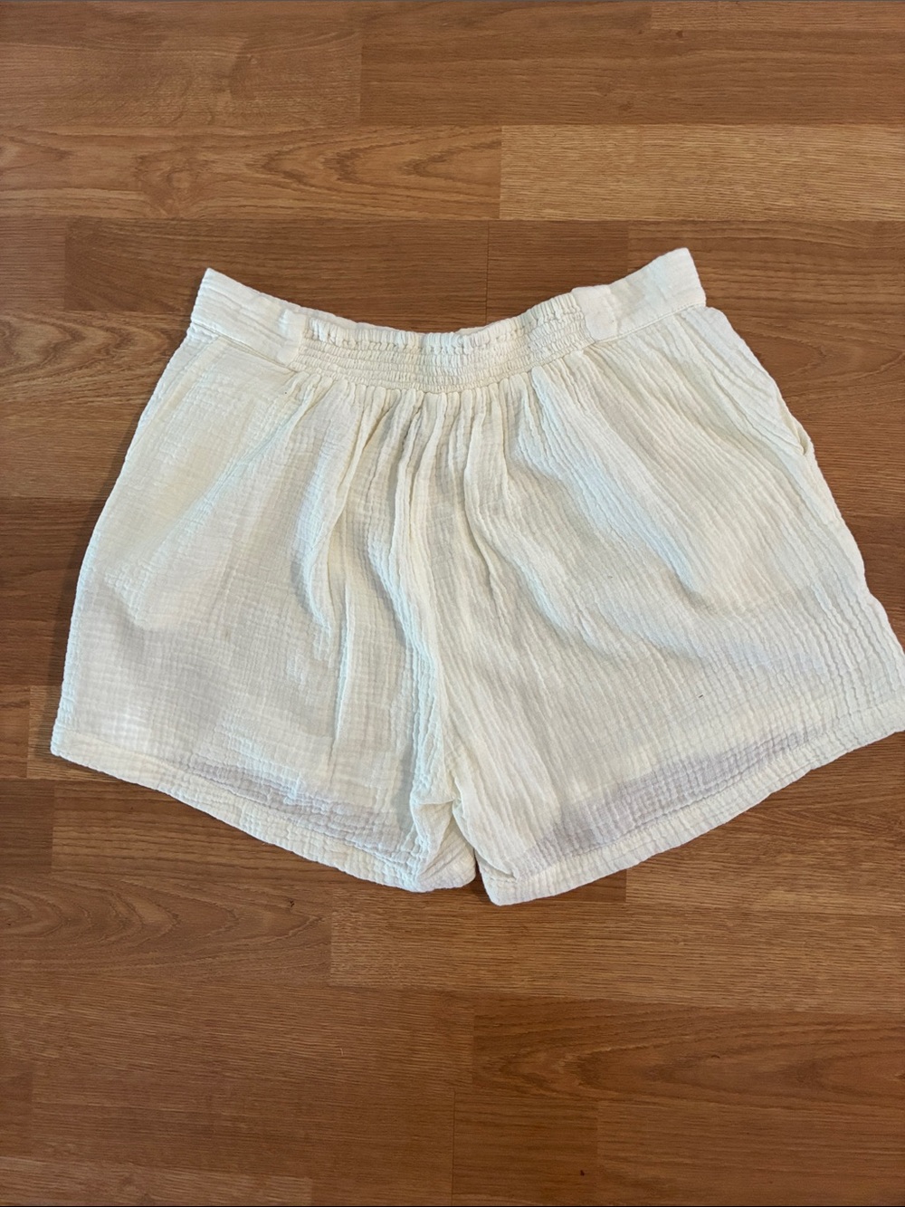 Ava Sky Ivory Muslin Shorts - Picture 2 of 3